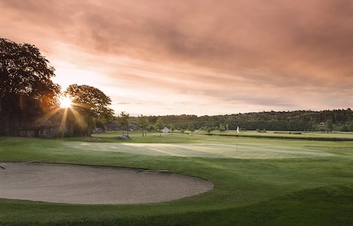 Nyklippt och krattat på Fjällbacka golfklubb